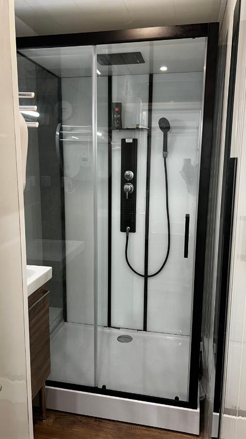 Embrun - Appartement 4/6 Personnes Avec Exterieurs Экстерьер фото