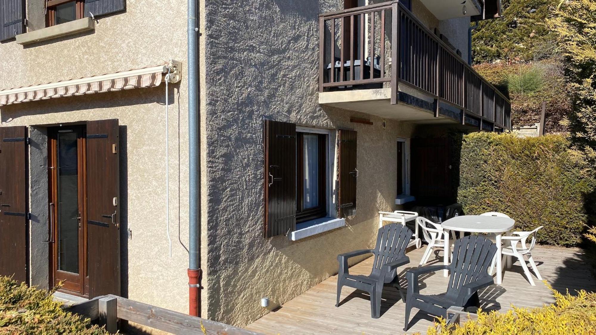 Embrun - Appartement 4/6 Personnes Avec Exterieurs Экстерьер фото